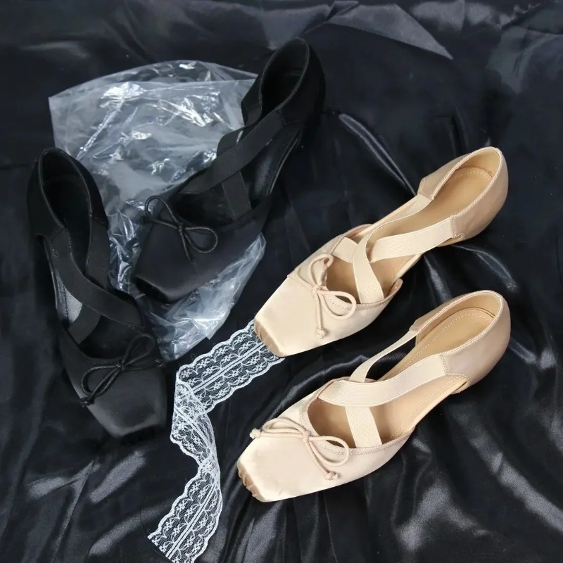 Womens Heels - Francuskie baleriny z kokardą motylkową, podwyższające